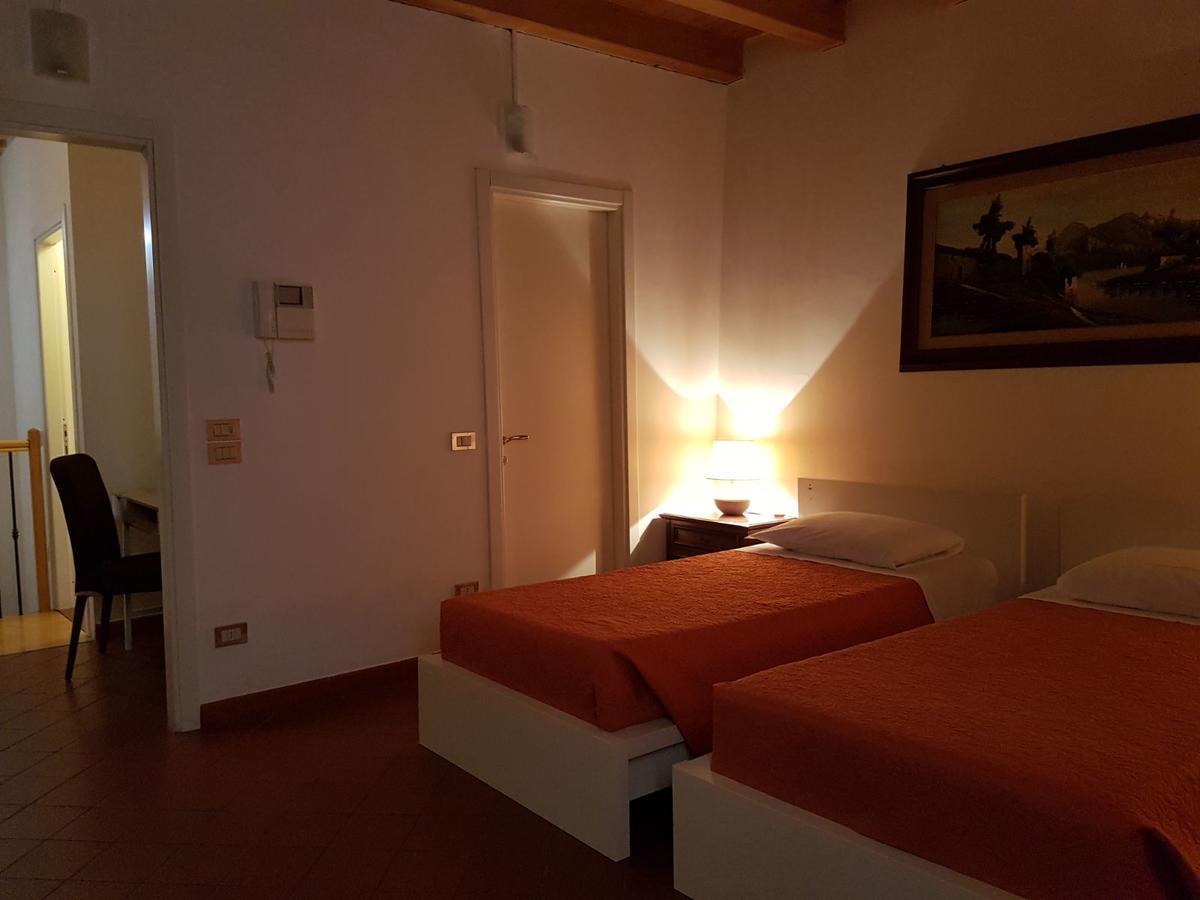 Domus Nova Residenza Il B&B 曼托瓦 外观 照片