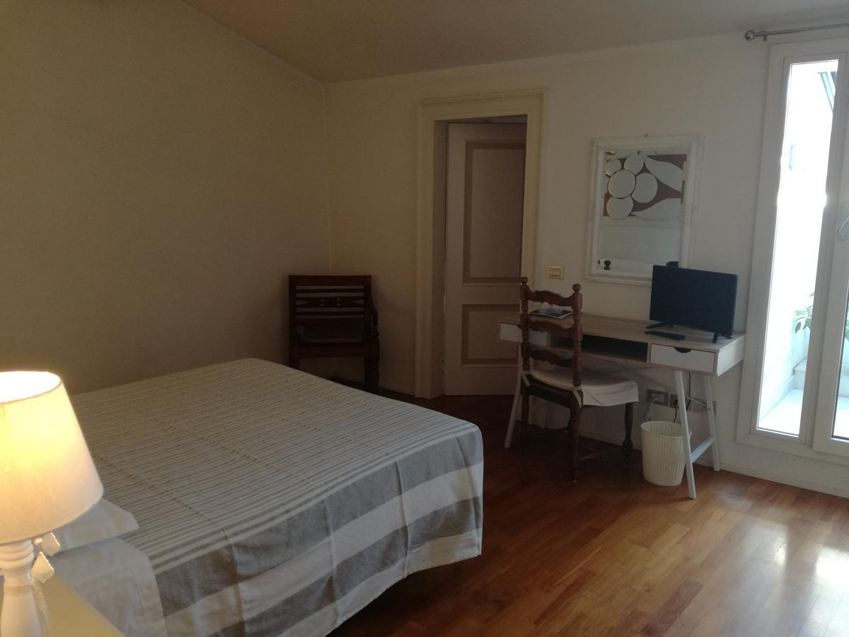 Domus Nova Residenza Il B&B 曼托瓦 外观 照片