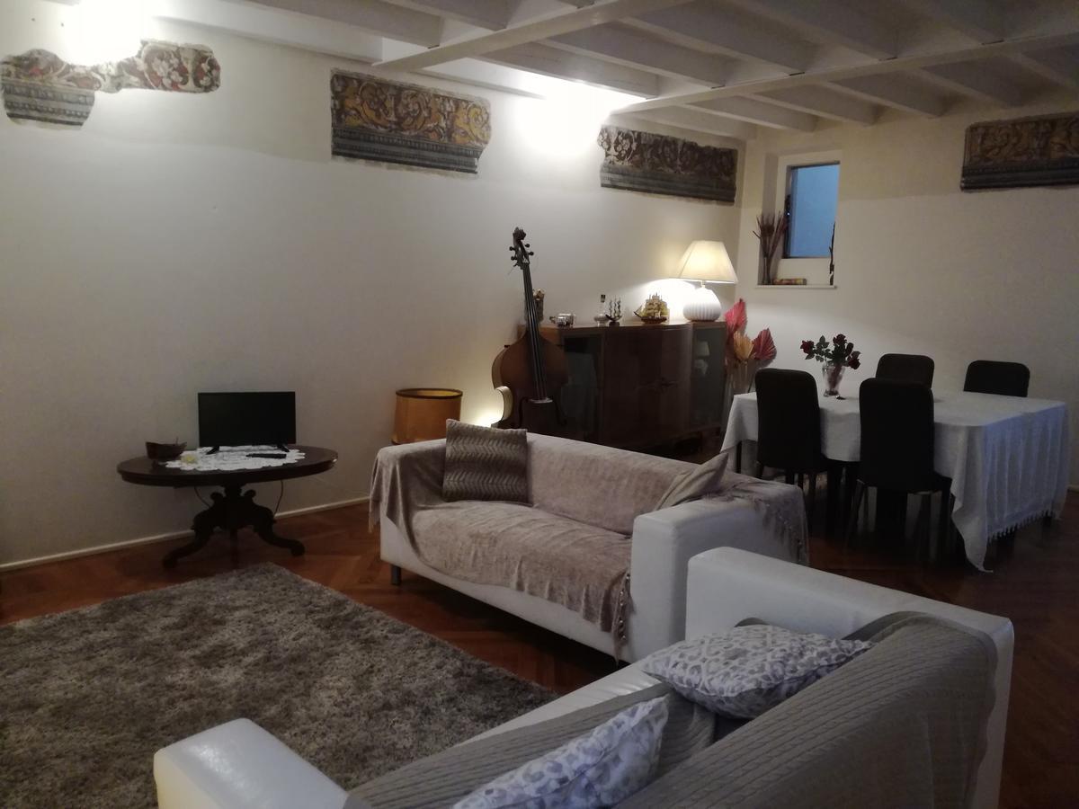 Domus Nova Residenza Il B&B 曼托瓦 外观 照片