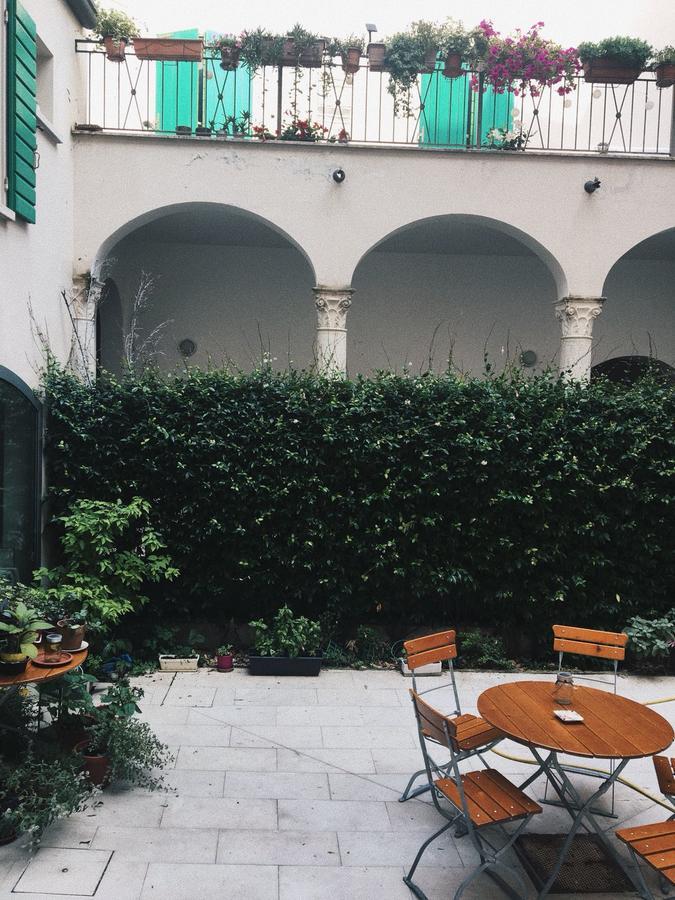 Domus Nova Residenza Il B&B 曼托瓦 外观 照片